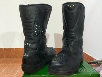 stivali moto