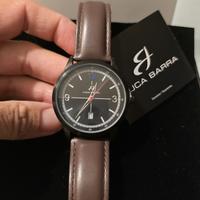 Orologio da polso con cinturino in pelle marrone