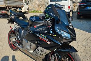 honda cbr rr 1000 fireblade
