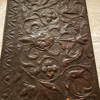 Sottomano in cuoio liberty fine ’800