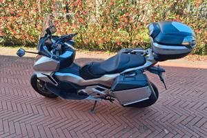 Honda Forza 750 Silver con Travel Pack - Sett 2021