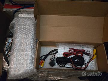 Specchio retrovisore con telecamera 