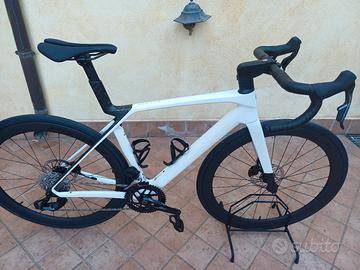 bici  da  corsa  treck  madone. sl6 nuova  