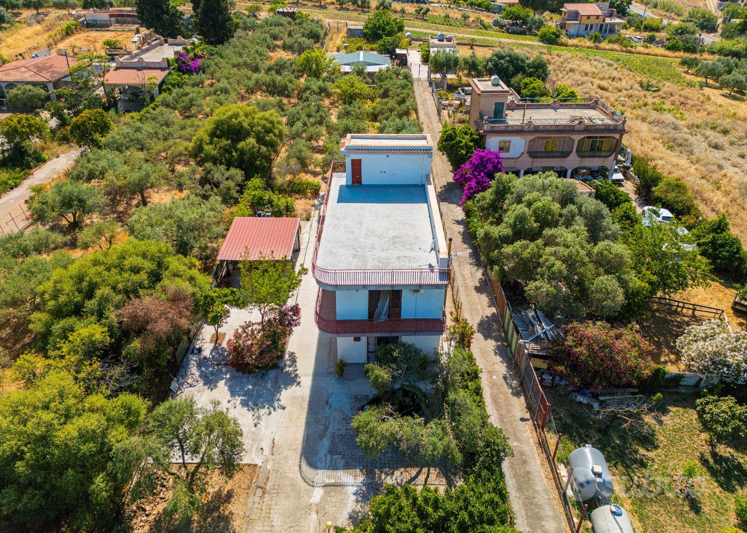 Panoramica villa indipendente con giardino V/8 - Vista 4