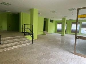 Locale in Via Stefano Passaro