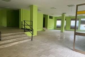 Locale in Via Stefano Passaro