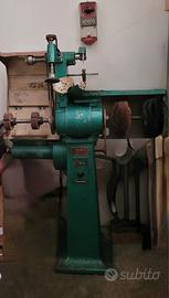 testa singer macchina cucisuole e banco finissaggi