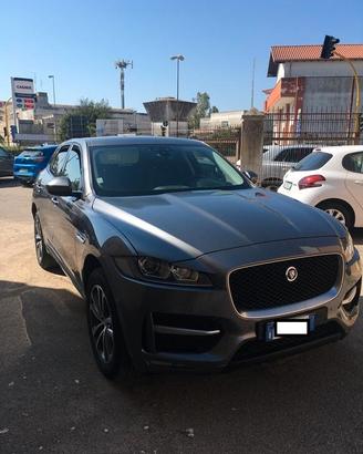 Jaguar F-Pace 2.0 D 180 CV AWD R-Sport