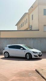 2014 opel astra j 