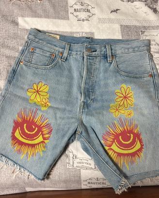 Shorts Levi’s con Grafica
