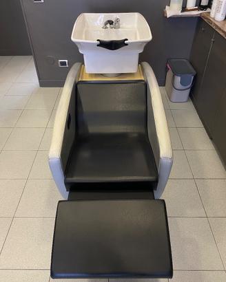 Arredamento professionale per salone parrucchiere