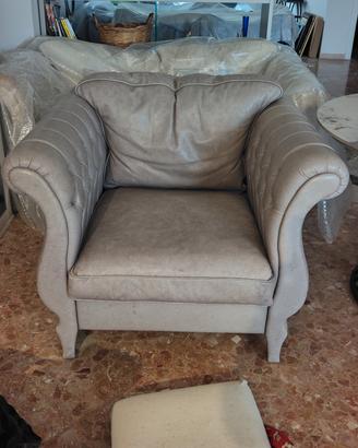 Poltrona modello Chesterfield Doimo