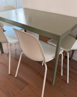 Tavolo allungabile Ikea con sedie