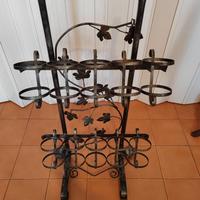 Porta bottiglie in ferro battuto a mano