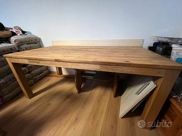 Tavolo legno massiccio con 6 sedie