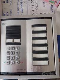 Citofono 2N con combinatore cotofonico