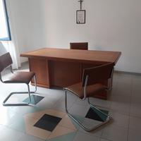 Scrivania + libreria