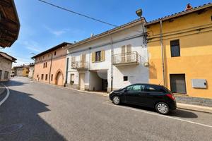 CASA DI CORTE A ALBIANO D'IVREA