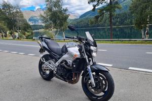 SUZUKI GSR 600
