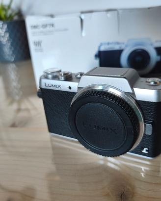 Panasonic Lumix Gf7 Micro 4/3 corpo pari al nuovo