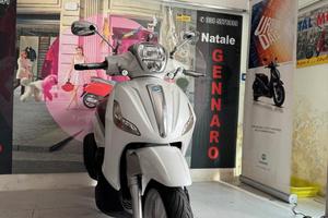 Piaggio Beverly 300 i.e. ABS ASR BIANCO PERLATO