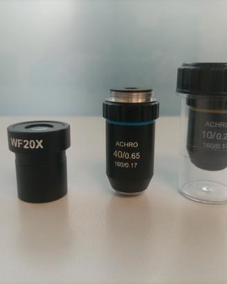 Obiettivo da microscopio ottico