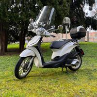 Liberty 125 Bianco '23 11.000 km