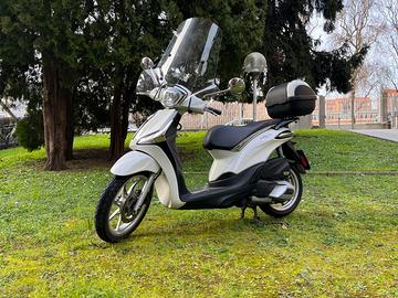 Liberty 125 Bianco '23 11.000 km