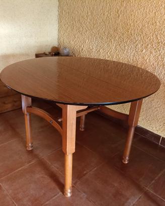 Tavolo rotondo allungabile
