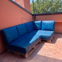 divano da esterno con cuscini impermeabili 200x120