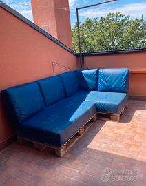 divano da esterno con cuscini impermeabili 200x120