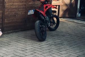 Husqvarna SM 125 2t del 2006
