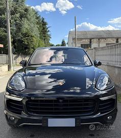 Porsche Cayenne PLATINUM EDITION