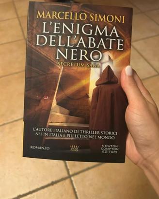 L'enigma dell'abate nero di Marcello Simoni