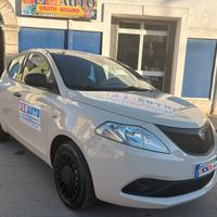 LANCIA YPSILON FINE 2018 1.2 BENZ-GPL CASA MADRE P