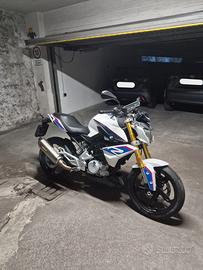 BMW G310 R