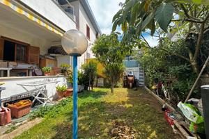 Lavinio - appartamento bilivelli