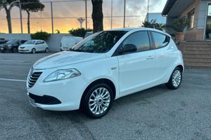 Lancia Ypsilon 1.2 69 CV 5 porte S&S Platinum