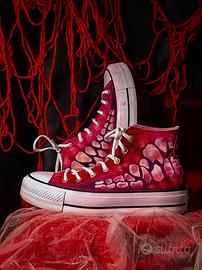 Converse alte All Star costum gore art alt DIY dip