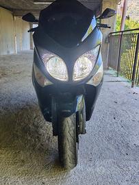 Tmax 500 2008