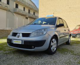 Renault Scenic 1.9 dCi Confort Dynamique