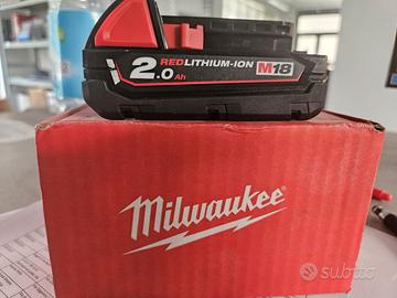 Batteria avvitatore Milwaukee M18B2 18V 2.0