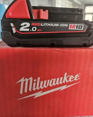 Batteria avvitatore Milwaukee M18B2 18V 2.0