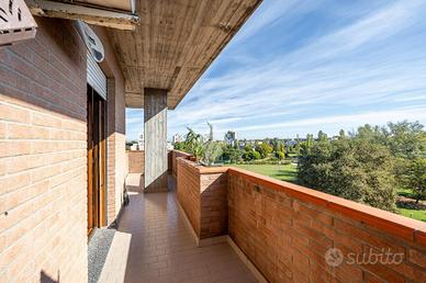 3 LOCALI A REGGIO NELL'EMILIA