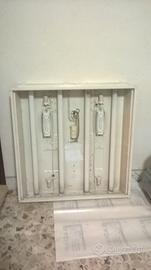 Grande lampada (plafoniera) a 4 neon