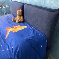 Letto alla francese con testiera regolabile