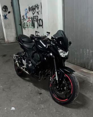 Kawasaki z750r