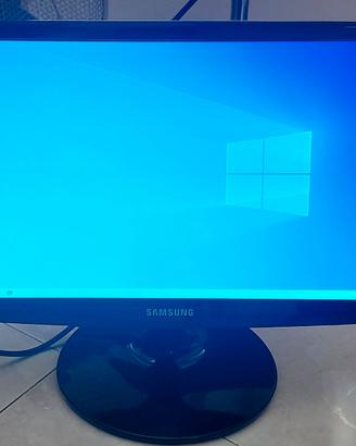 Monitor Samsung 22 pollici full-hd VGA.