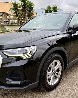 Audi Q3 35 TDI S tronic Business Advanced