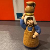 Donna con anfora presepe Thun